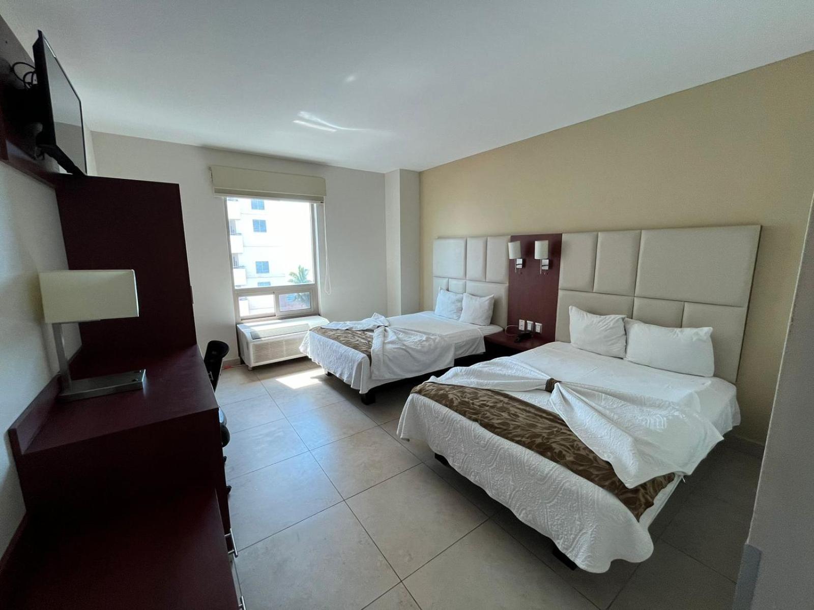 Hotel Ave Inn マサトラン エクステリア 写真